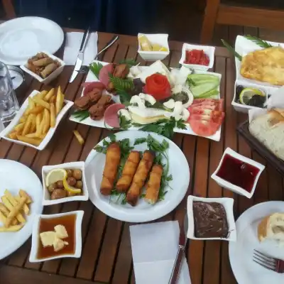 Temenye Cafe