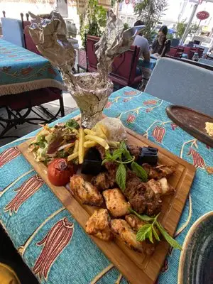 Köşk Cafe &amp; Restaurant'nin yemek ve ambiyans fotoğrafları 5