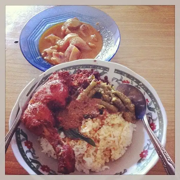 Gambar Makanan Nasi Padang Ampera 14