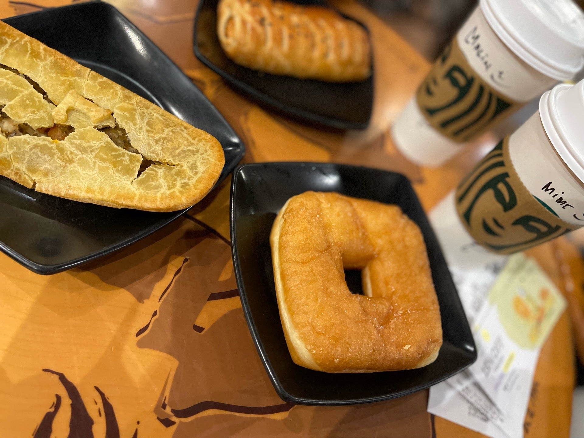 starbucks-drive-thru-federal-highway-restaurant-shah-alam-yummyadvisor