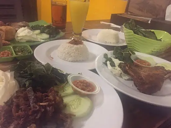 Gambar Makanan Bebek & Ayam Goreng Pak Ndut 15