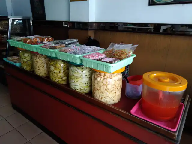 Gambar Makanan Pujasera Gedung Dalam 9