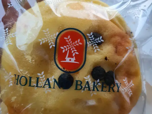 Gambar Makanan Holland Bakery 2