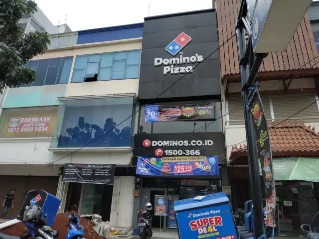 Gambar Makanan Domino's Pizza 9