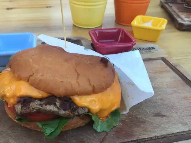 Burger Sound Grill Steaks'nin yemek ve ambiyans fotoğrafları 4