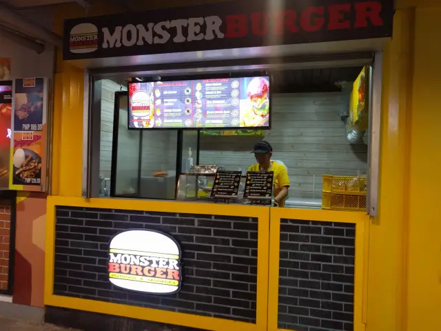 Monster Burger Food Photo 4