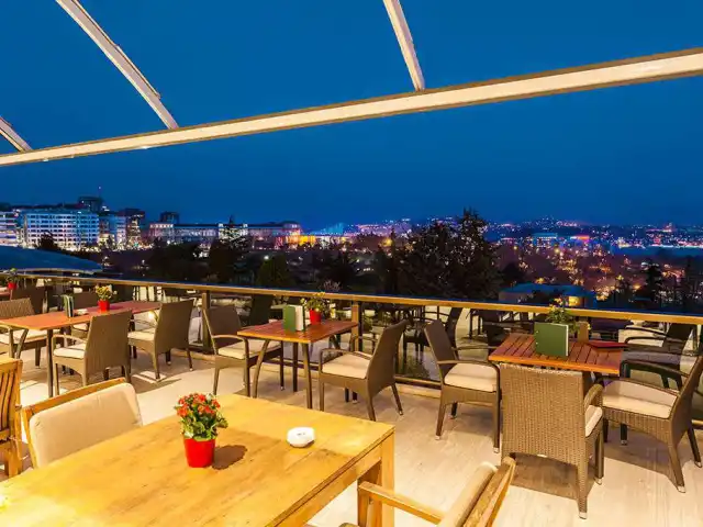 Veranda Bar & Terrace - Hilton İstanbul Bosphorus'nin yemek ve ambiyans fotoğrafları 10