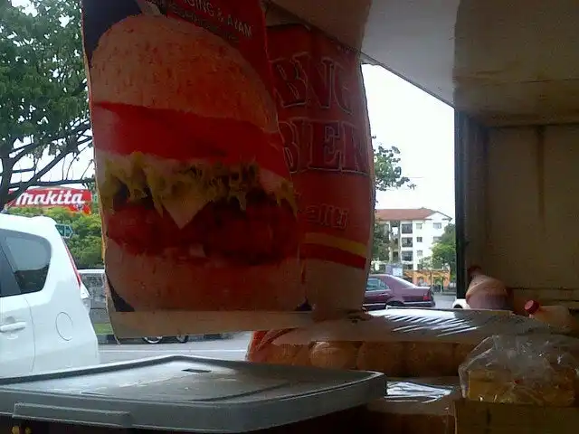 Raja Burger Stall Food Photo 1