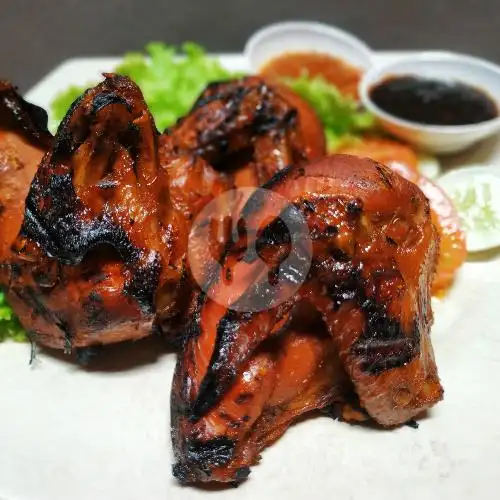 Gambar Makanan ayam bakar Kalasan JOGLO, Jakasampurna 11