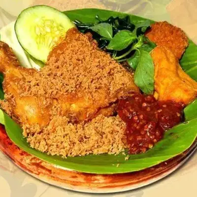 Ayam Penyet Ria "Khas Bu Ruth"