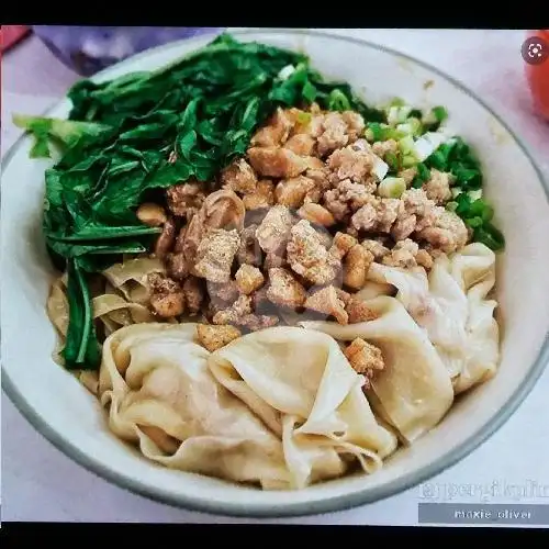 Gambar Makanan Bakmi Ueenak, Pluit 2