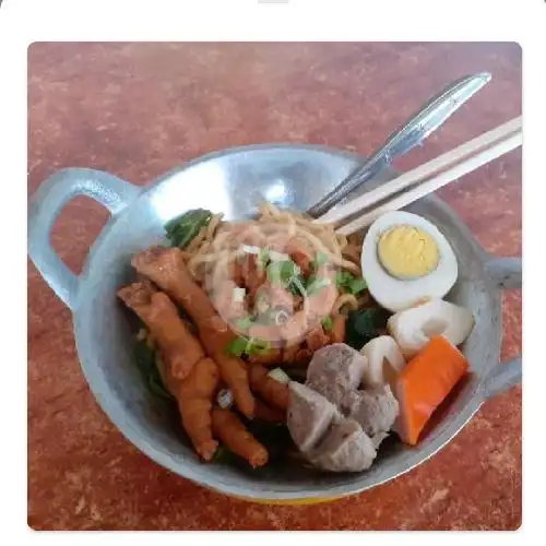 Gambar Makanan MIE AYAM SPESIAL SURATNO, Jl,BONAKARTA 1