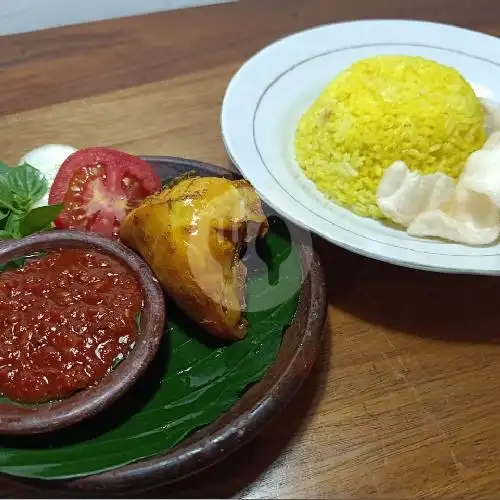 Gambar Makanan Nasi Kuning, Nasi Pecel & Penyetan Warung Boedhe, Krodan 8