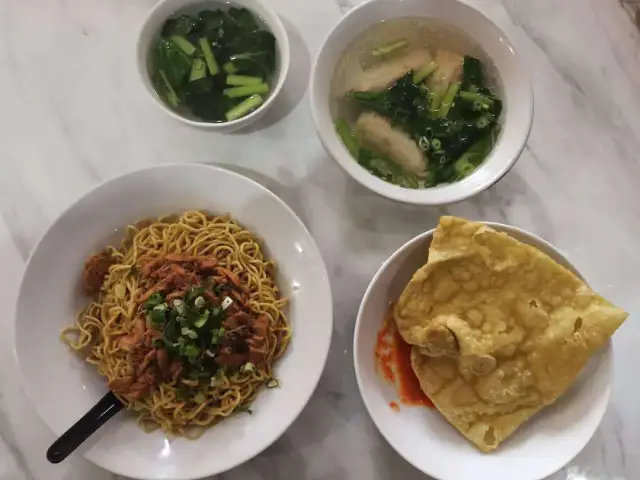 Gambar Makanan Bakmi Aloi 17