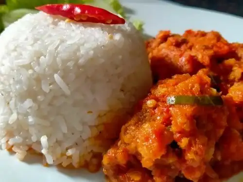Warung Nasi Rica-Rica Ayam Potong 
