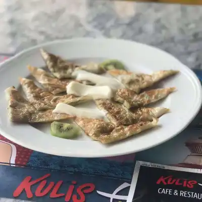 Kulis+ Cafe & Restaurant