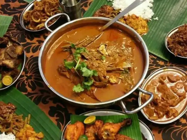 Krishna's Fish Head Curry Food Photo 2
