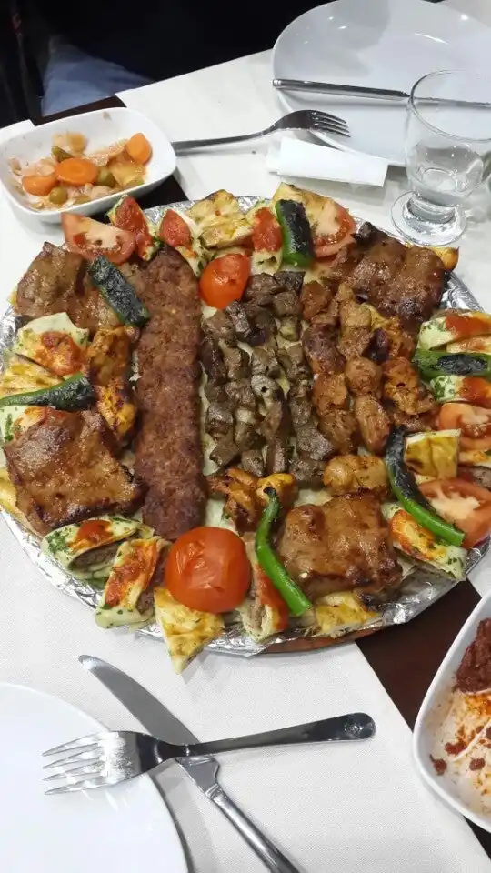 Ç-etin Kebap&KatmerBaklava'nin yemek ve ambiyans fotoğrafları 5