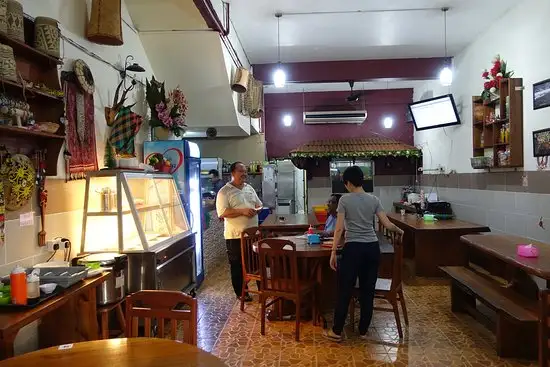 Dian's Cafe