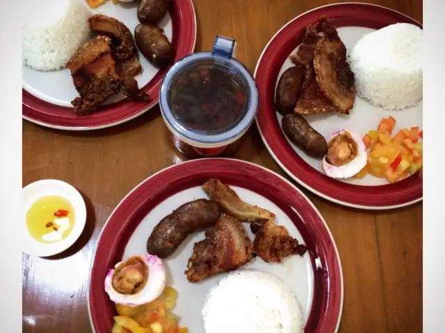 Fariñas Ilocos Empanada Food Photo 19