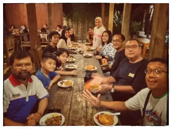 Gambar Makanan Cengkir Heritage Resto And Coffee 11