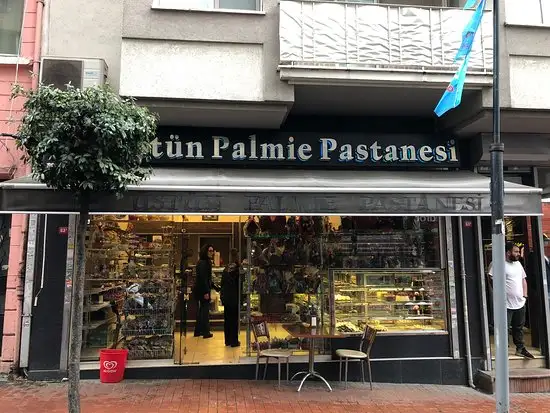 Ustun Palmiye Pastanesi