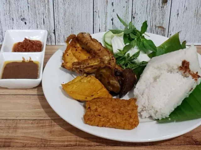 Gambar Makanan Nasi Uduk Kebon Kacang 3