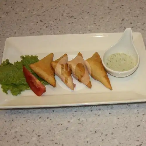 Gambar Makanan Al Hambra Restaurant, Kyriad Muraya Hotel 3
