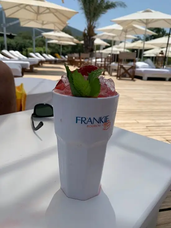 Frankie Beach Club Bodrum'nin yemek ve ambiyans fotoğrafları 47