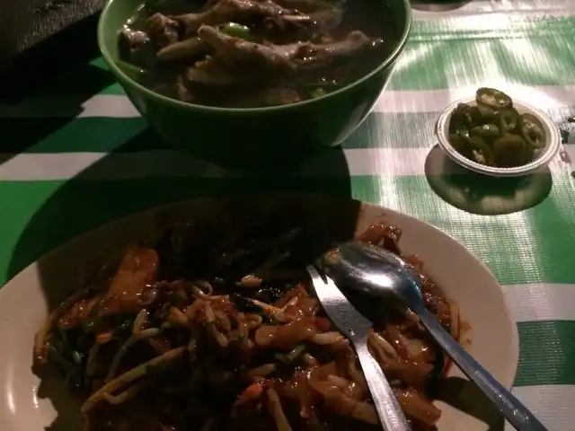 Char Kuey Tiaw Pucuk Paku Food Photo 7