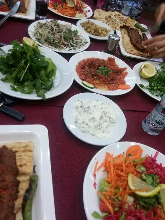Tarihi Adana Kazancılar Kebapçısı'nin yemek ve ambiyans fotoğrafları 9