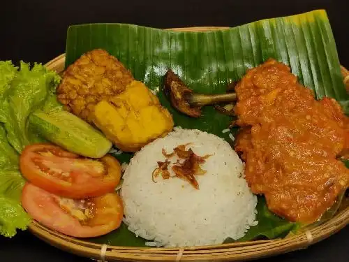 Ayam Penyet Sambel Tumpah Yu' Yatmi