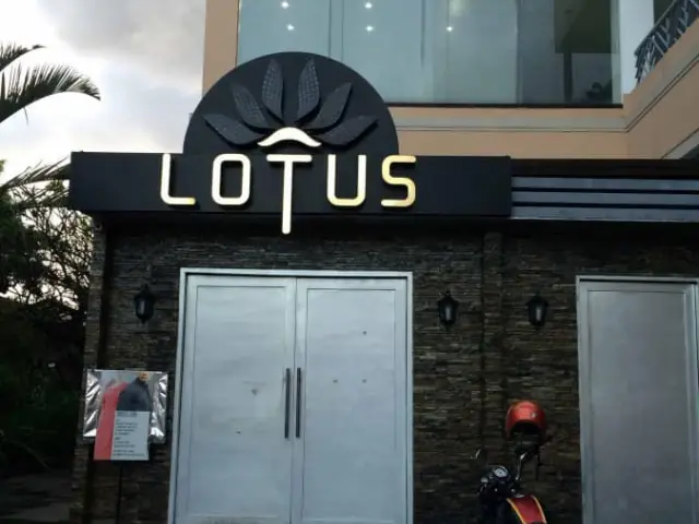 Lotus Club Food Photo 2
