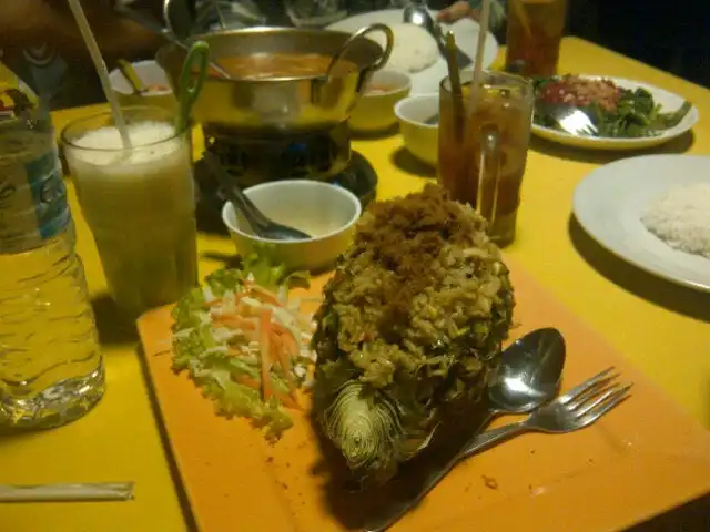 Gambar Makanan Phuket Thai Resto 4