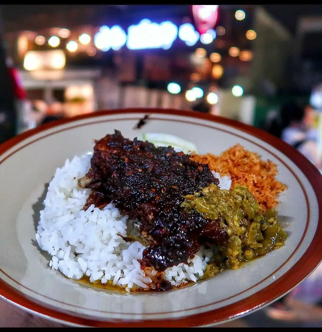 Nasi Bebek Nasi Ayam Khas Madura