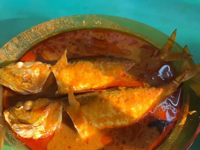 Kak Yang Gulai Panas Ikan Temenung Food Photo 3