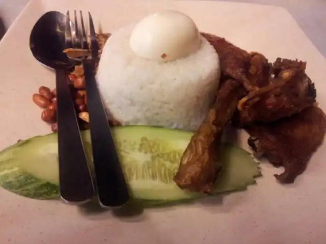 Restoran Nasi Lemak Ayam Kampung Food Photo 7