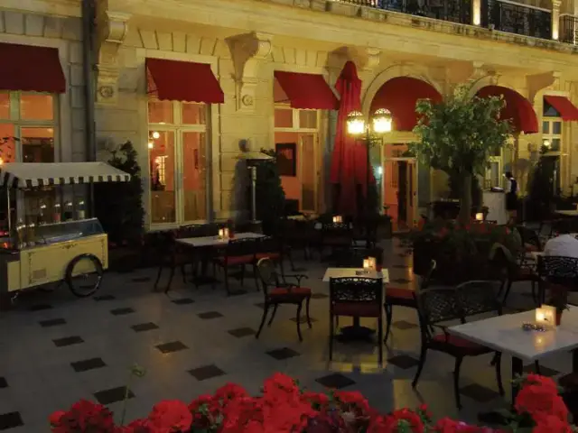 Orient Terrace - Pera Palace Hotel'nin yemek ve ambiyans fotoğrafları 4