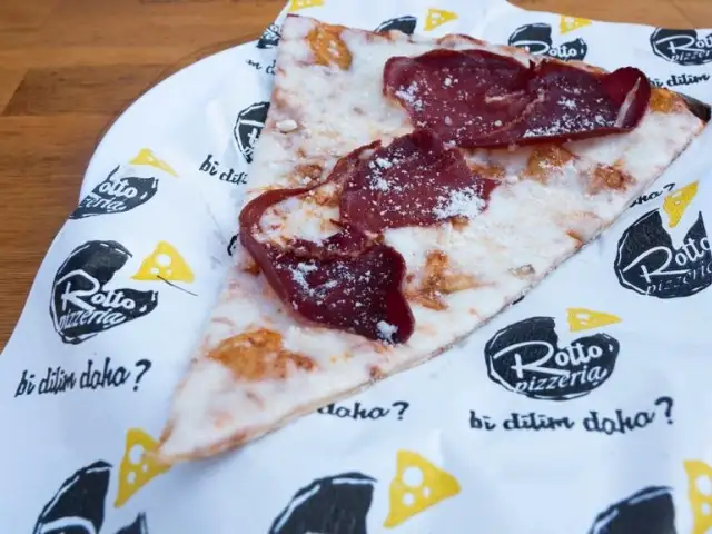 Rotto Pizzera'nin yemek ve ambiyans fotoğrafları 11