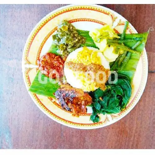 Gambar Makanan Warung Hema Masakan Padang, By Pass Ngurah Rai 18
