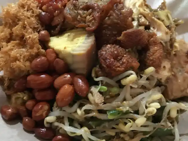 Gambar Makanan Warung Nasi Ayam Bu Sri Masakan Khas Bali 9