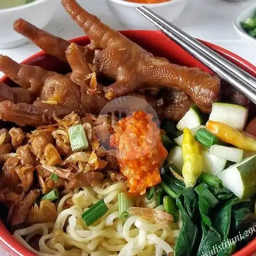 Gambar Makanan MIE AYAM BAKSO ILHAM BANYUWANGI 18