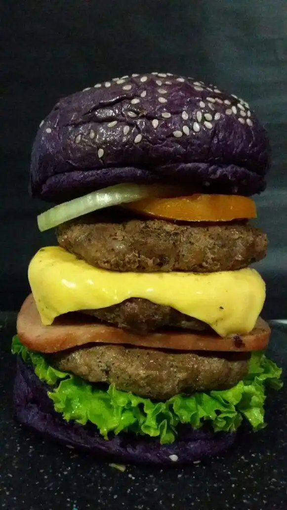 Lord's Burger Food Photo 15
