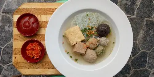 Bakso Tifannys, Klojen