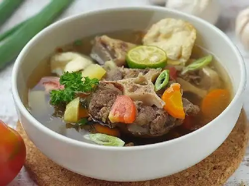 Warung Soto Dan Sop Iga Mba Umi, Pasar Nangka