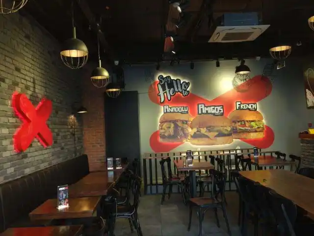 Burger X'nin yemek ve ambiyans fotoğrafları 3