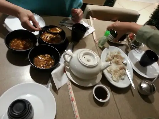 Mey Lin's Pot & Noodle House Food Photo 1