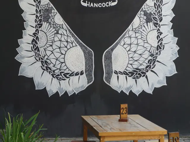 Gambar Makanan HancockResto&Cafe 18