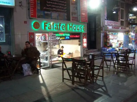 Falafel House'nin yemek ve ambiyans fotoğrafları 72