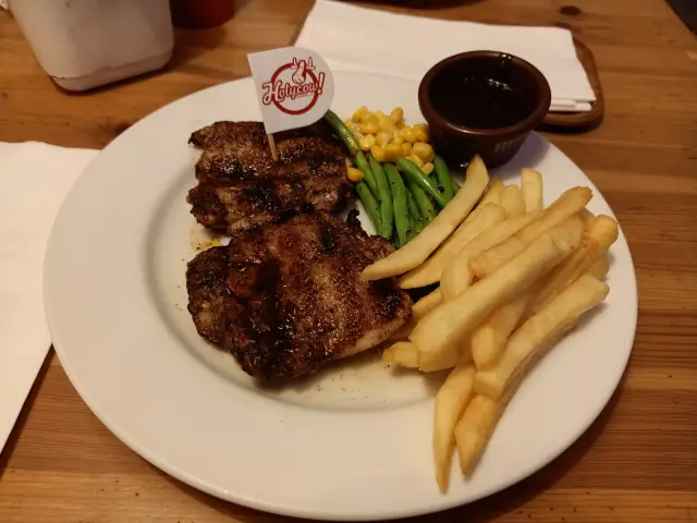 Gambar Makanan Steak Hotel by Holycow! 8